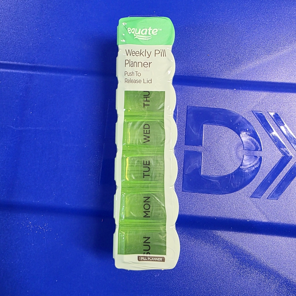 Equate Green Weekly Pill Planner - 7 Day Push-to-Release